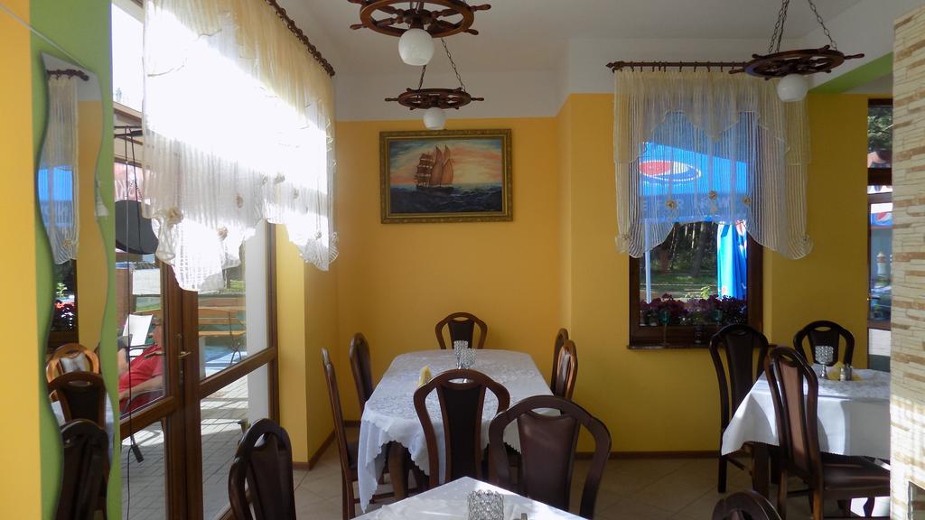 Roza Wiatrow Apartment Grzybowo  Exterior foto