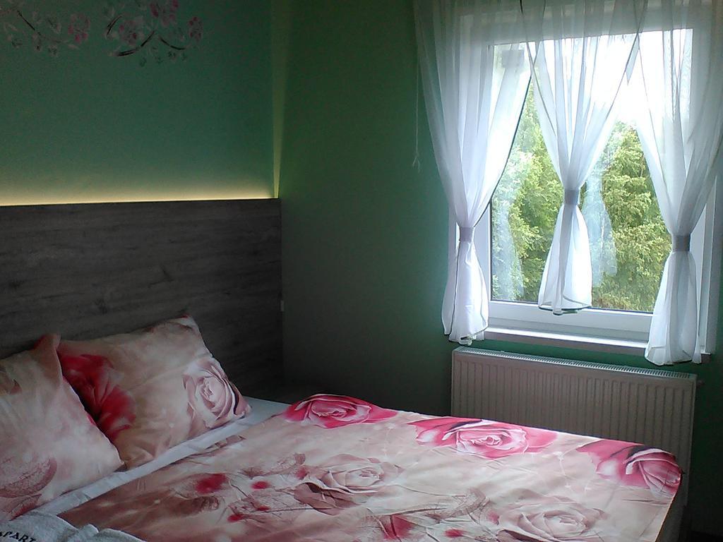 Roza Wiatrow Apartment Grzybowo  Exterior foto