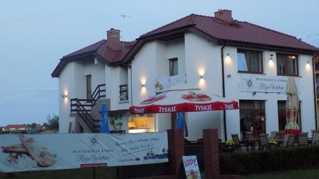 Roza Wiatrow Apartment Grzybowo  Exterior foto