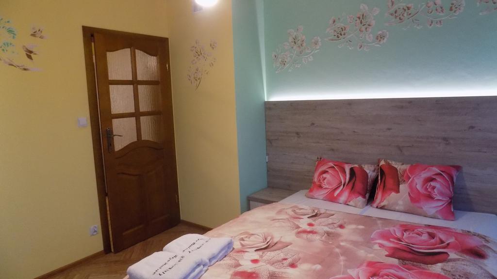 Roza Wiatrow Apartment Grzybowo  Exterior foto